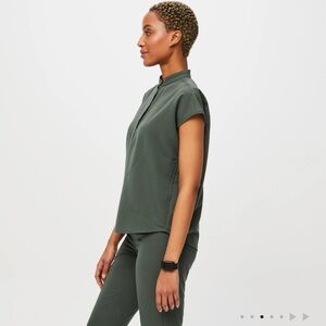 Women's Rafaela Oversized Scrub Top